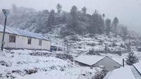 Weather Update: उत्तराखंड में आज बारिश का मौसम, इन जिलों में बरसेंगे बादल