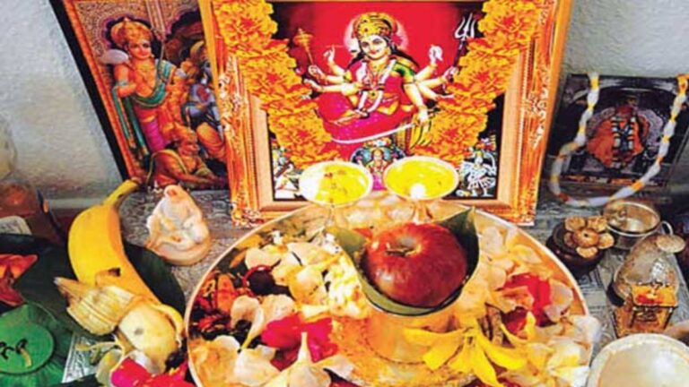 नवरात्रि व्रत पूजा की विधि क्या है, नवरात्रि में रोज पूजा कैसे करें ?