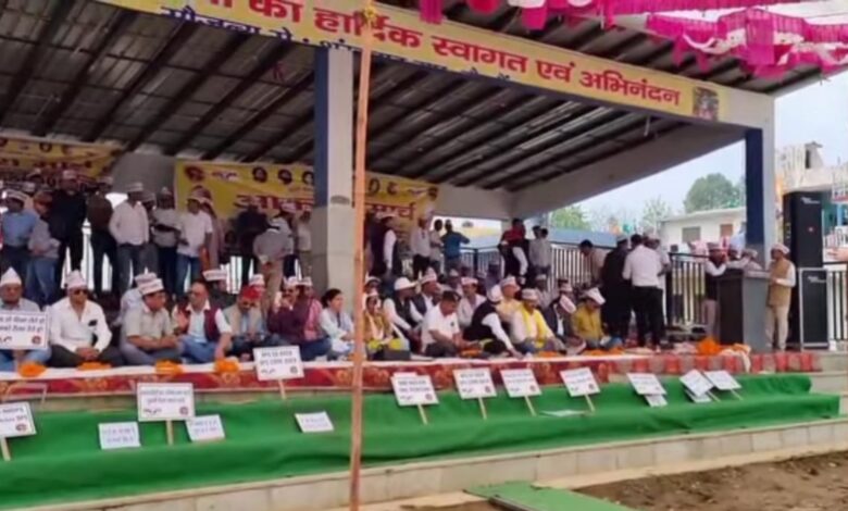 पुरानी पेंशन बहाली को लेकर गैरसैंण में गरजे हजारों कर्मचारी, सरकार से आर-पार की लड़ाई की तैयारी