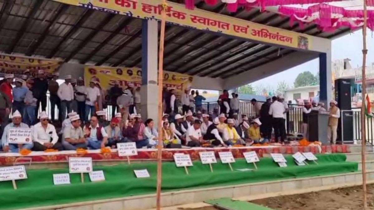 पुरानी पेंशन बहाली को लेकर गैरसैंण में गरजे हजारों कर्मचारी, सरकार से आर-पार की लड़ाई की तैयारी