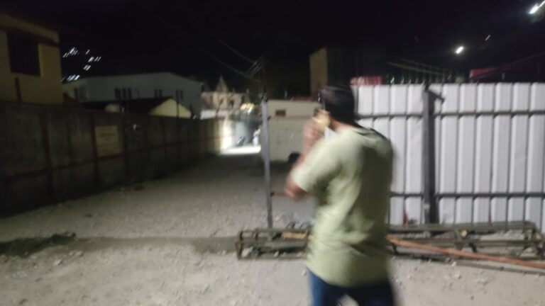 उत्तरकाशी: पार्किंग में गेट लगाने पर भड़के लोग, पुलिस ने कराया मामला शांत