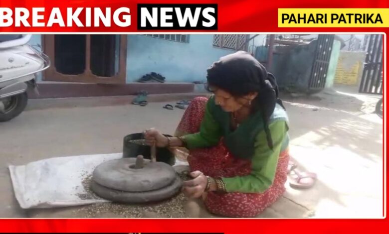 उत्तरकाशी: आज भी पारंपरिक ‘जांद्रा’ का उपयोग करती माज़फ गांव की प्रतिमा देवी