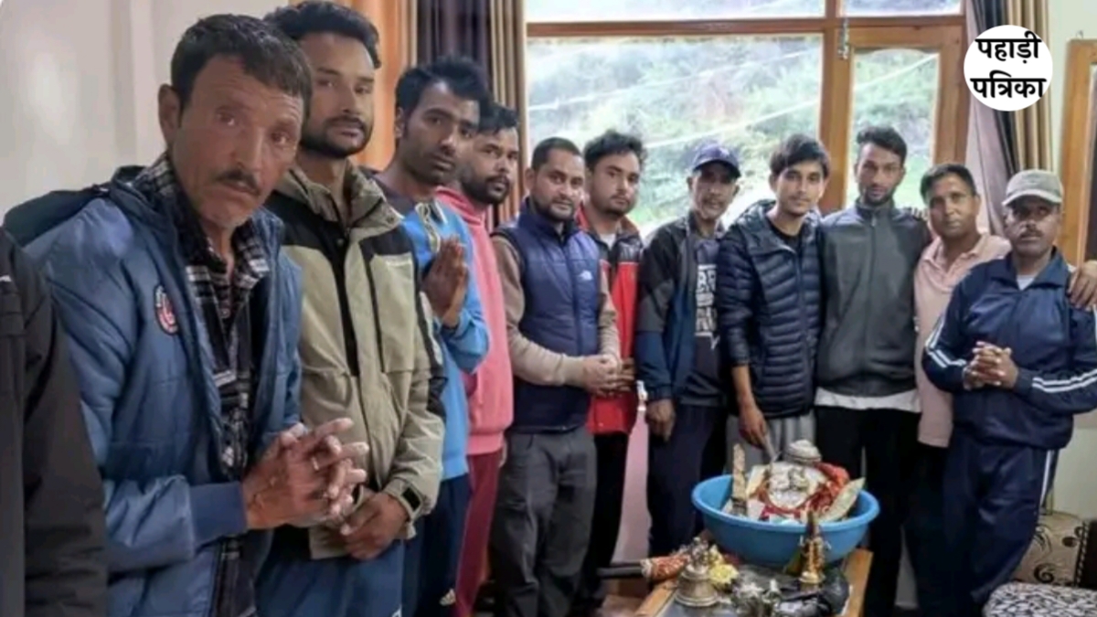 धराली आपदा: खुदाई में मिली कुलदेवी राजराजेश्वरी की सुरक्षित मूर्ति