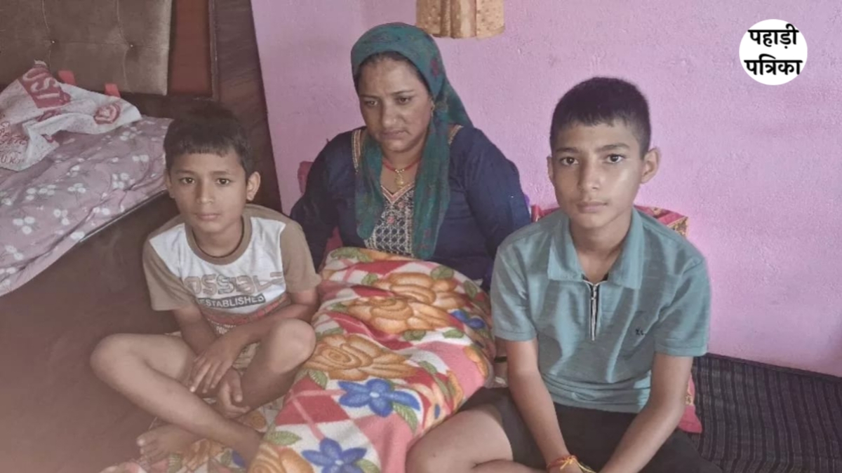 धराली आपदा ने छीनी परिवार की उम्मीद, लापता धनेंद्र पंवार की बीमार पत्नी हेमलता पर टूटी मुसीबतों की मार